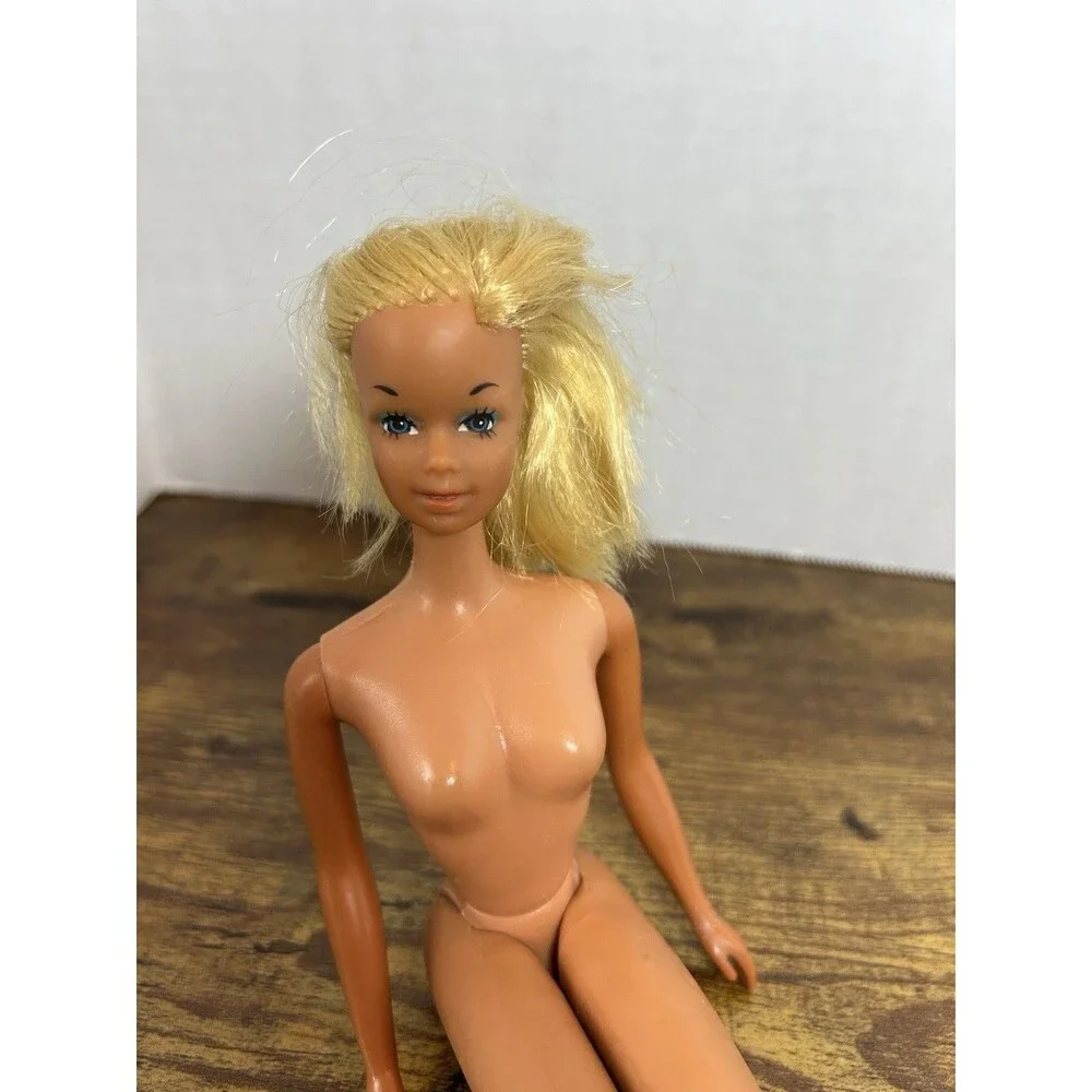 Vintage Barbie Doll Blonde Hair Blue Eyes Mattel Korea Bend Leg Soft Head